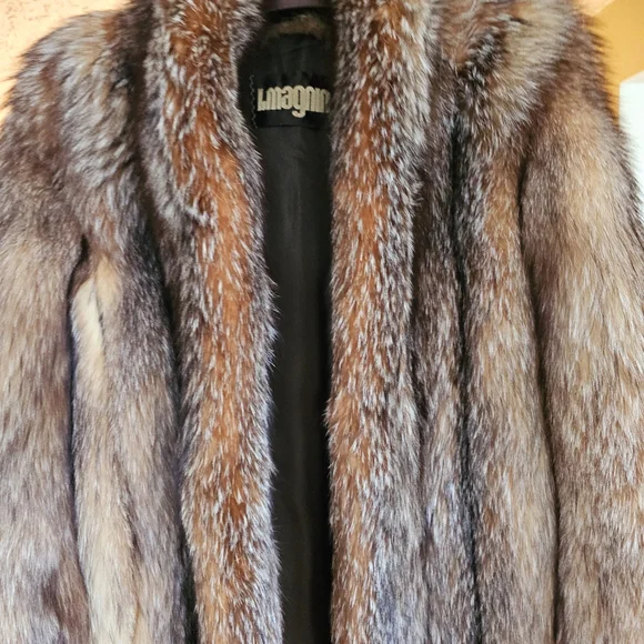 Silver Fox Fur Stroller, I Magnin - Picture 3 of 9